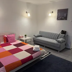 Apartament Park, Bucureşti